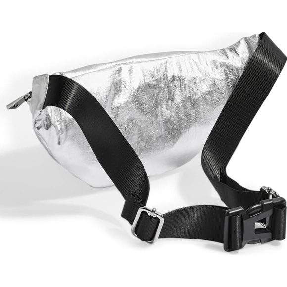 🎄NWT Last One! Top Shop Silver Warsaw Belt Bag - Picture 3 of 8